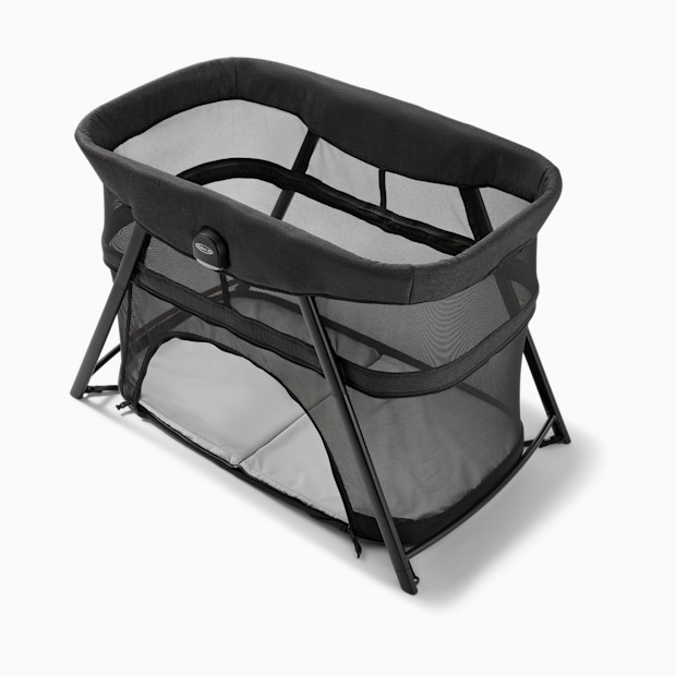 Graco Lite Traveler DLX 4-in-1 Pack ‘n Play.