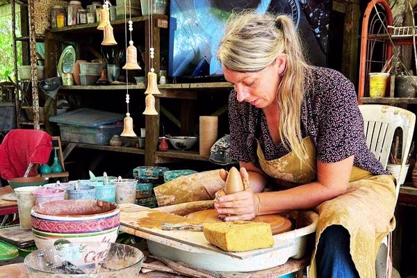 potier-cacao-village-hmong-guyane