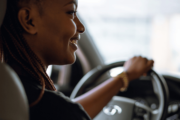 voiture femme au volant