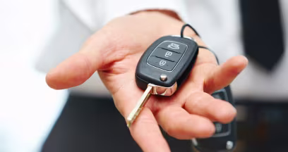 location-voiture-generics-people 408x216 10