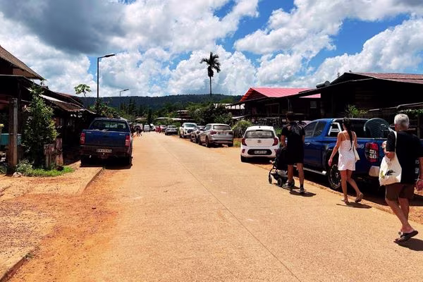 cacao-guyane-village-hmong-marche (3) 600x400