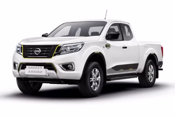 Car Rental French Guiana - Europcar Guyane - NISSAN NAVARA FPMD V2