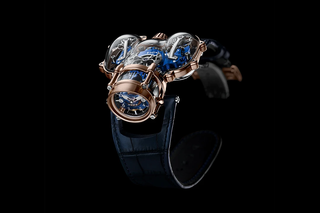MB&F Horological Machine N°9 ‘Sapphire Vision’