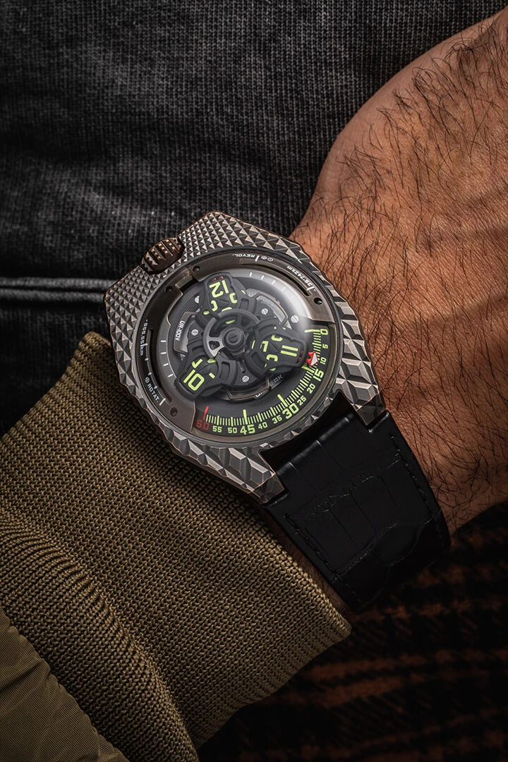 URWERK UR 100V T-Rex