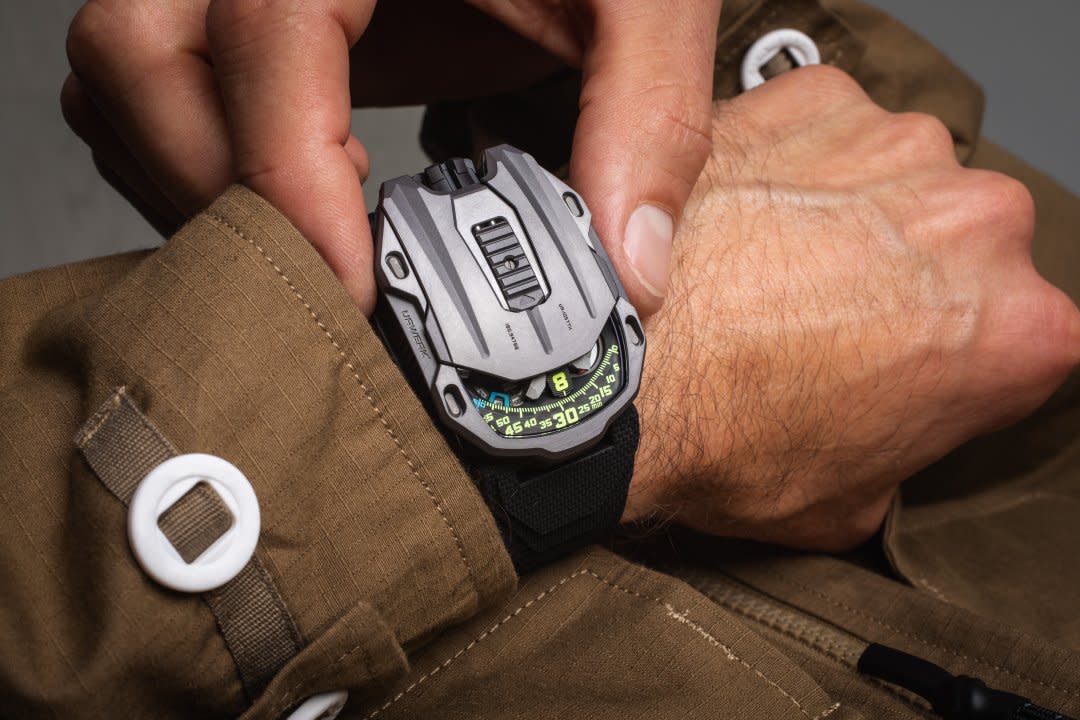 URWERK UR-105 Tantalum Hull