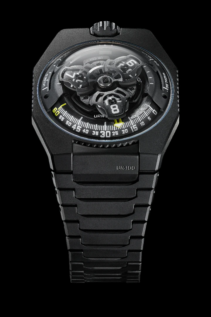 Urwerk Ur-100 v Full Black Titanium Jacket 