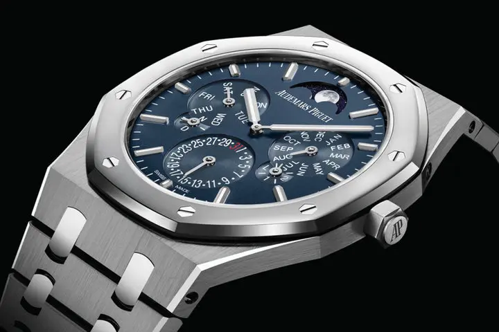 Aiguille d’Or” Grand Prix: Royal Oak Selfwinding Perpetual Calendar Ultra-Thin at the 19th edition of the Grand Prix d’Horlogerie in Geneva