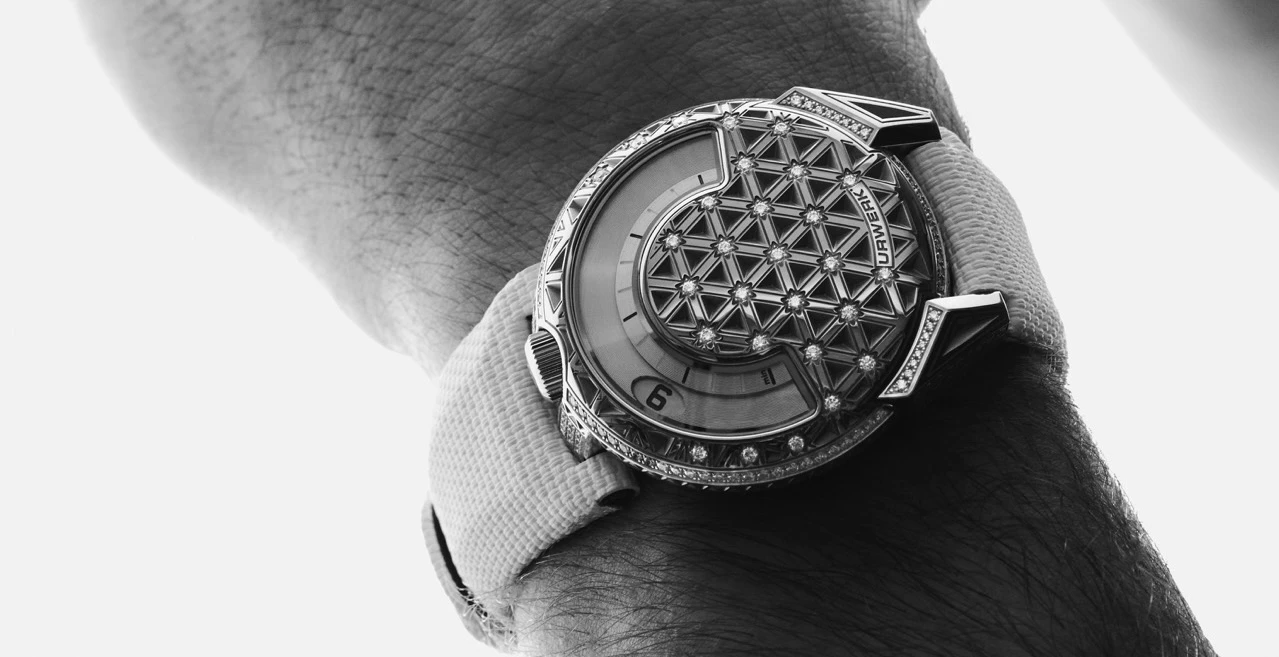 URWERK Debuts the New UR-101 Diamond Sky - Full bleed