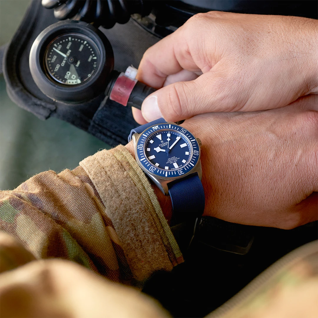 Breitling Super AVI