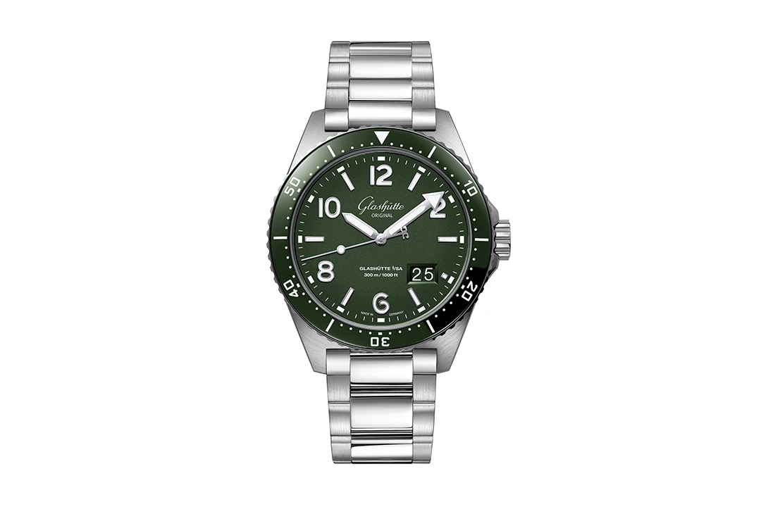 The SeaQ Panorama Date