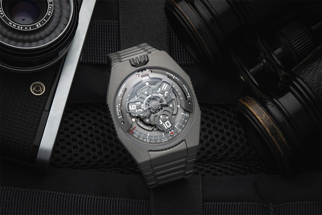 Urwerk’s UR-100V Full Titanium Jacket