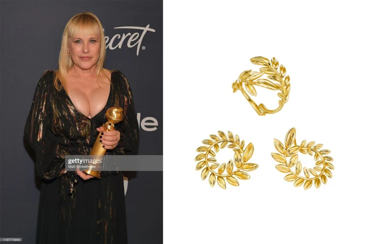 Patricia Arquette selected to wear earrings and a ring from the “Palme Verte Collection” in 18k yellow Fairmined gold.
