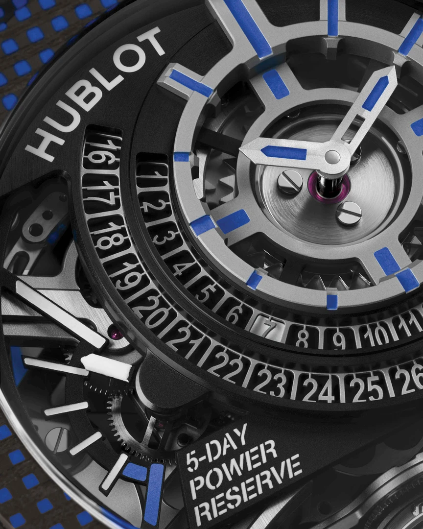 MP-09: New Coloured 3D Carbon and Its Tourbillon Bi-Axis
