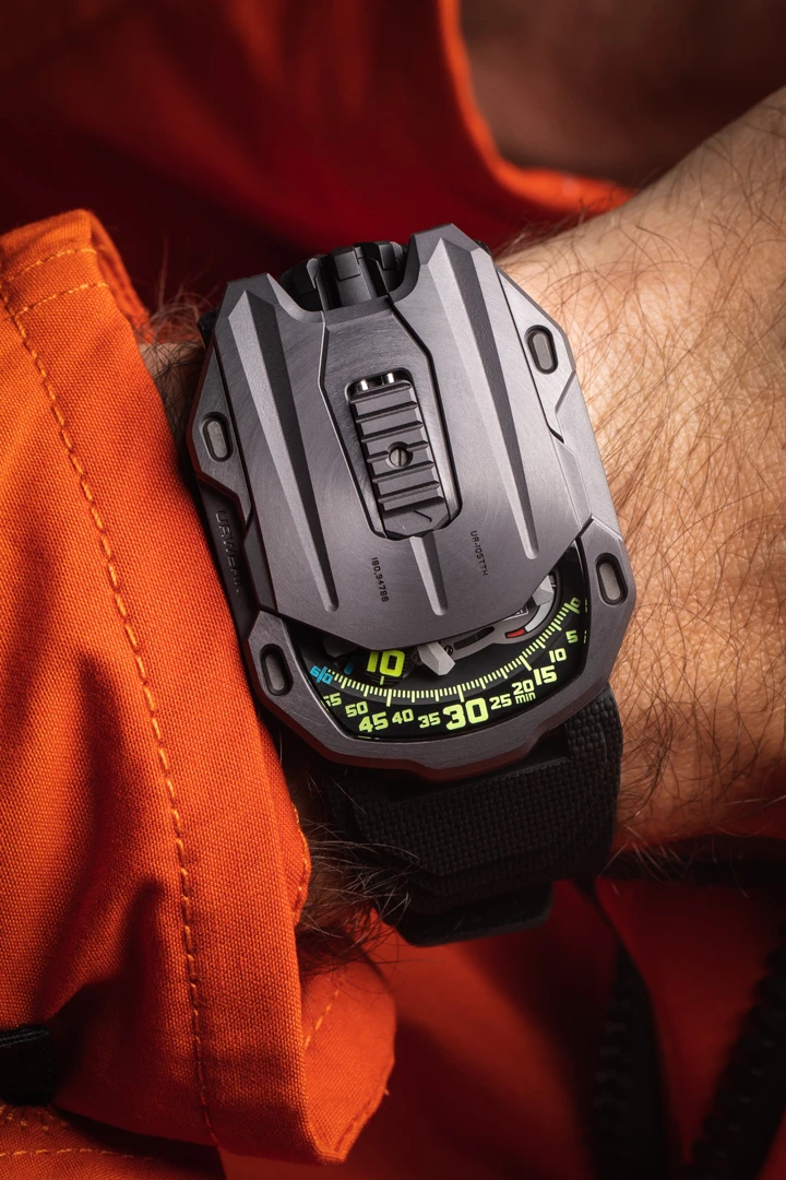 URWERK UR-105 Tantalum Hull