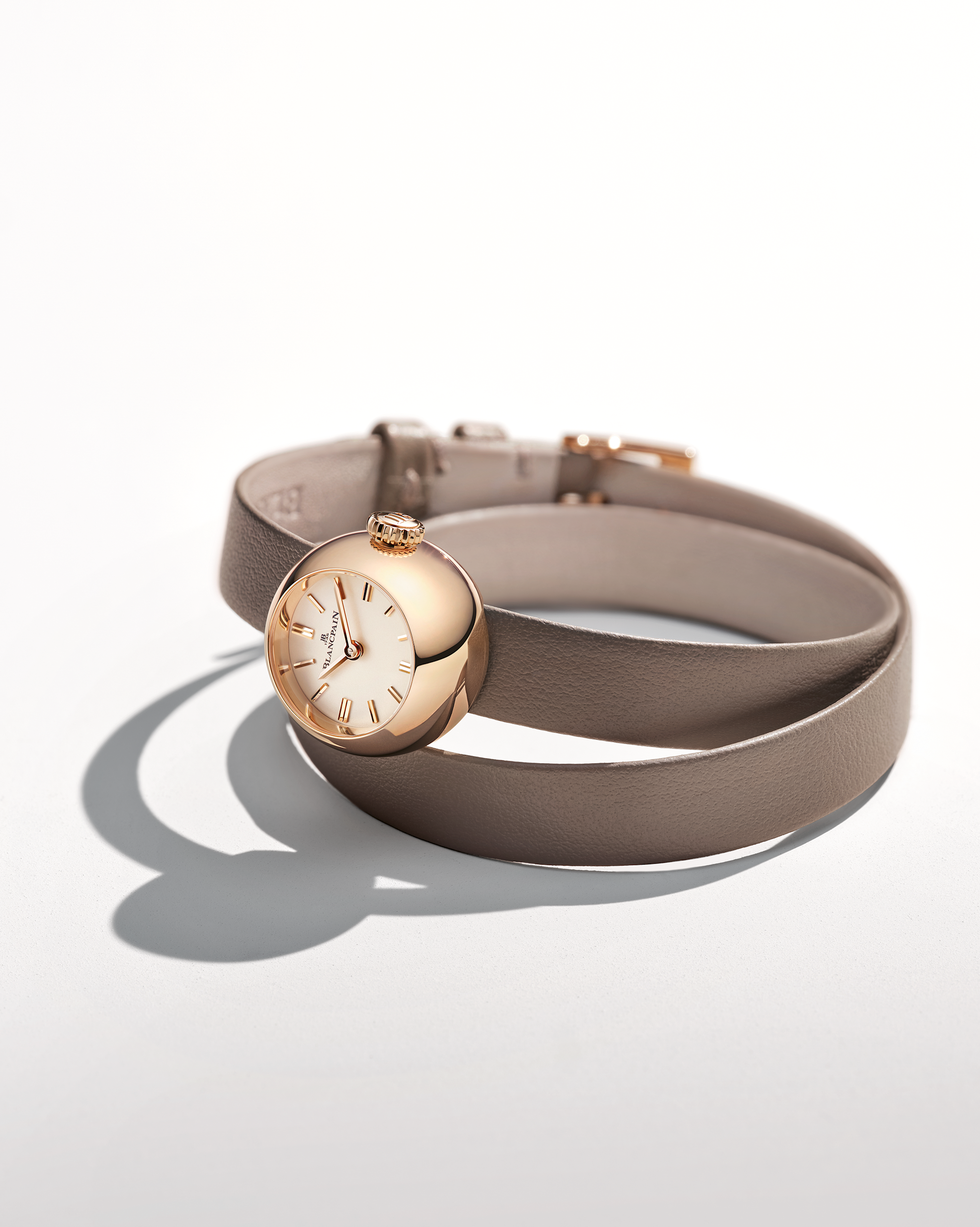 Blancpain Introduces the Lady B, a Mechanical Bubble to Wear on the Wrist - 2