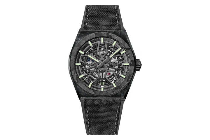 Zenith Defy Classic Carbon