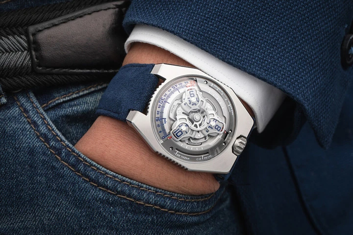 URWERK UR-100 Series