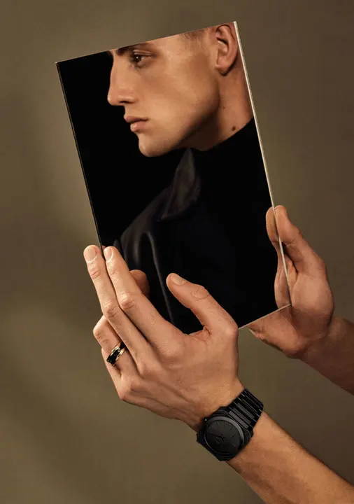 The Octo Black Sandblast-Polished Ceramic 