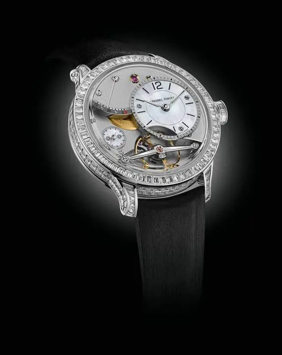 Diamond Set Balancier Contemporain: A radiant and elegant 41.60mm edition