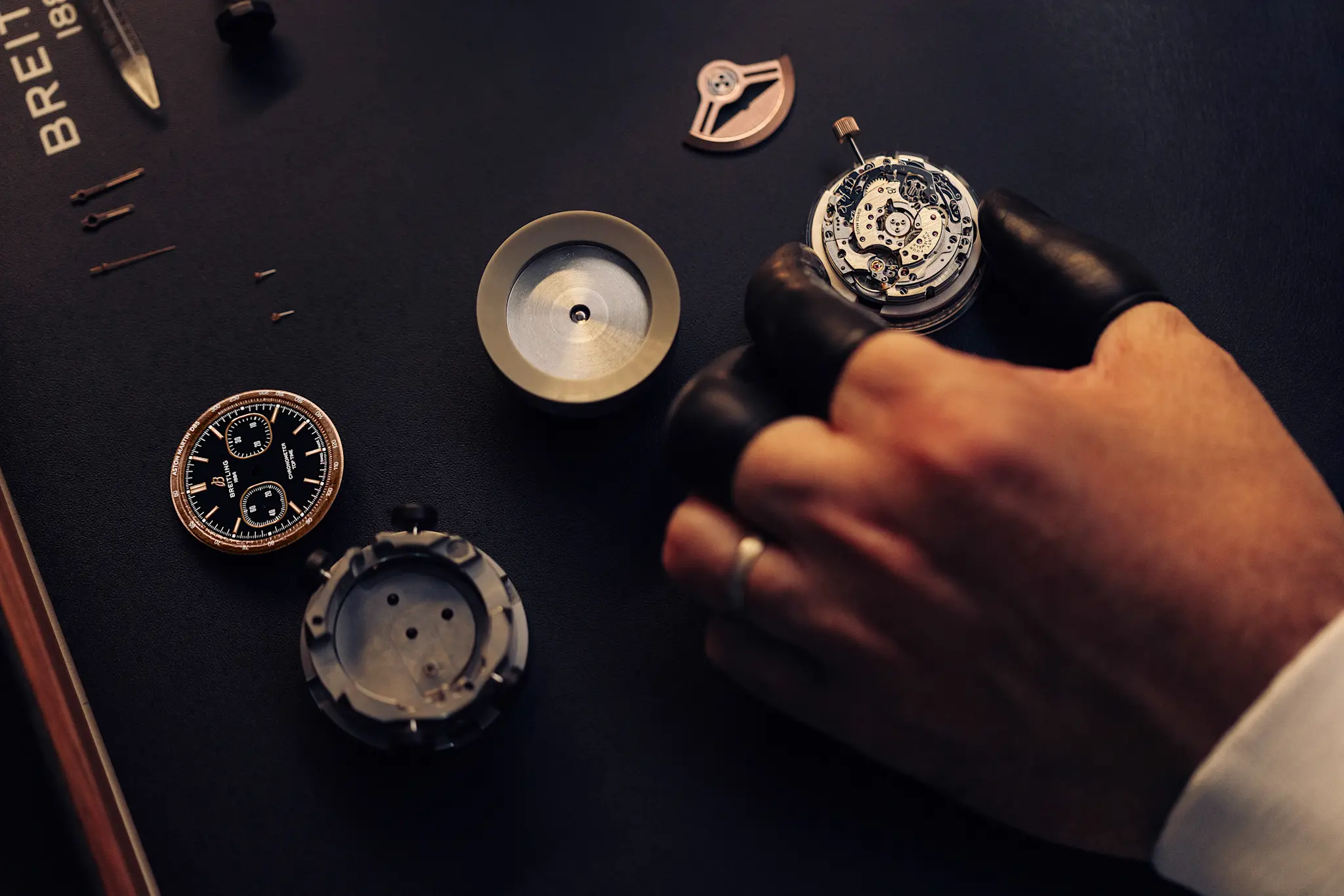 42 Breitling-Top-Time-B01-Chronograph-41-Tribute-to-Aston-Martin-DB5 PB0178121B1X1 Movement RGB