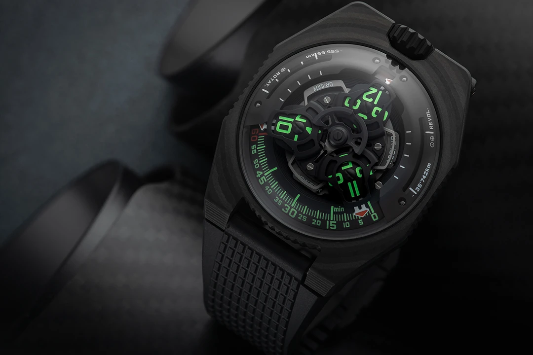 Urwerk Ur-100 v In Carbon