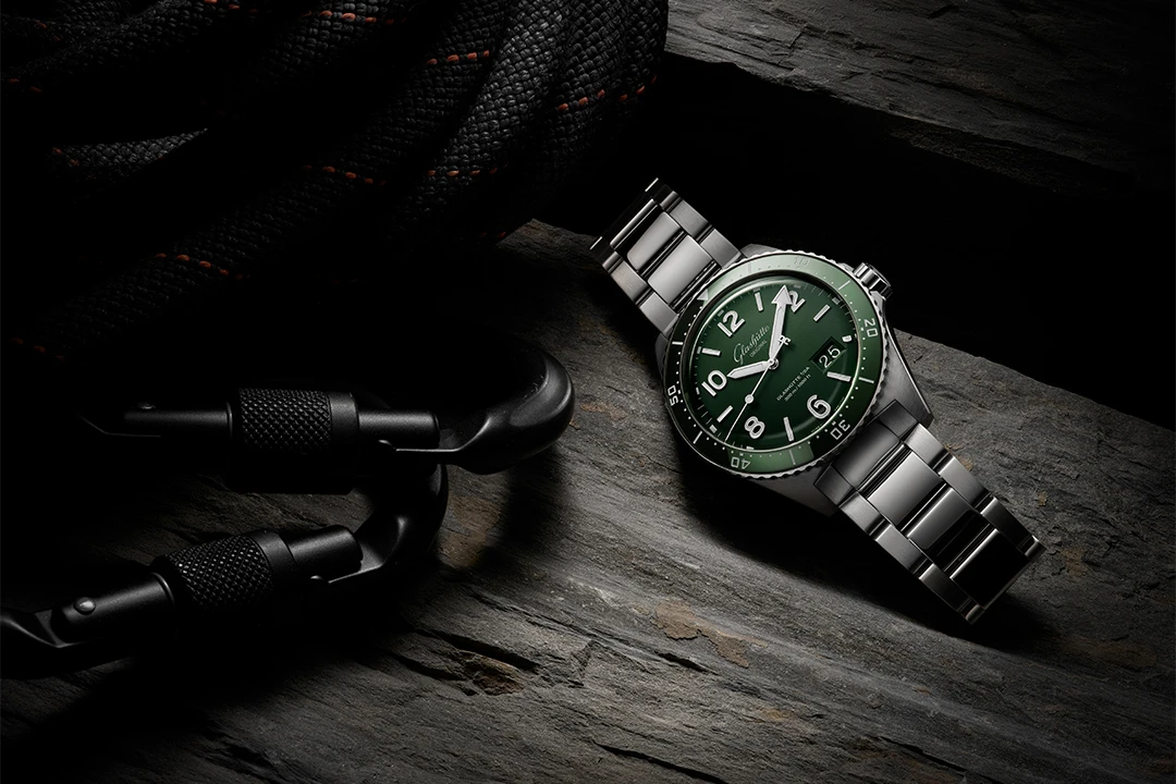  The SeaQ Panorama Date