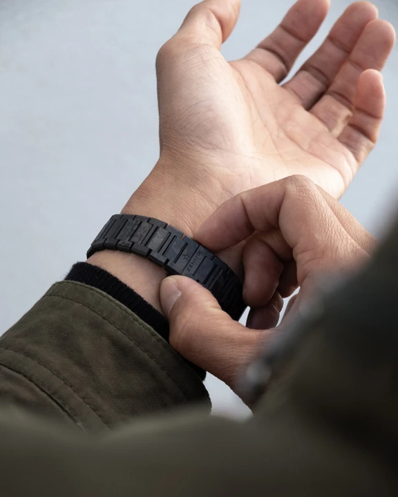 Zenith Defy Classic Carbon