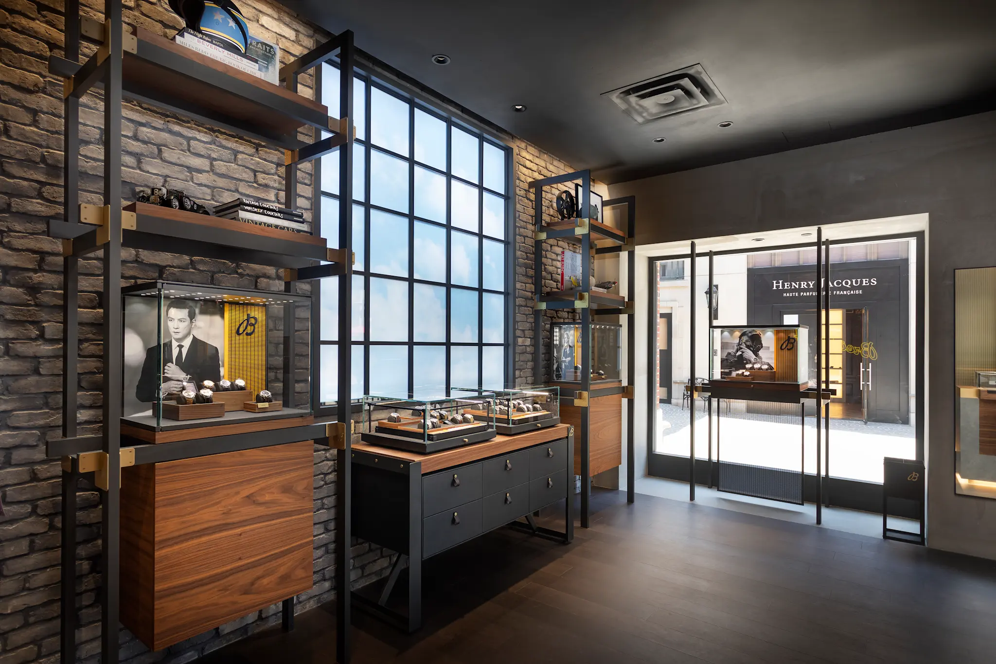 Breitling Beverly Hills Boutique Inside 4