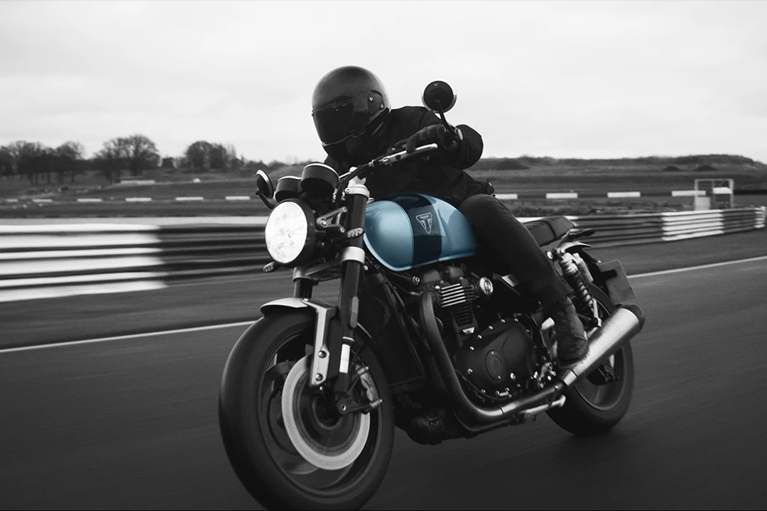 Triumph Speed Twin Breitling Limited Edition