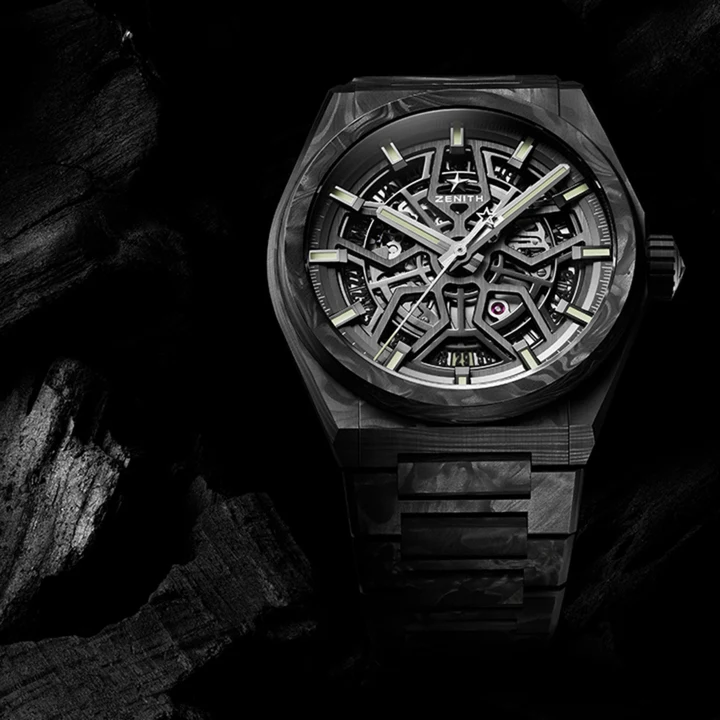 Zenith Defy Classic Carbon