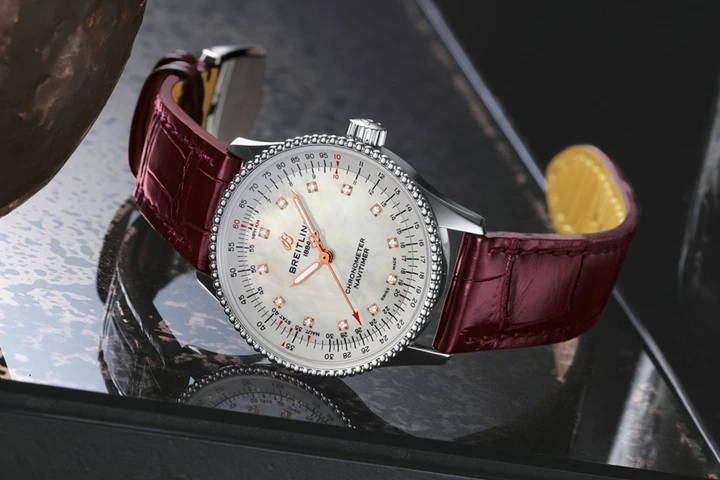  Breitling 35 millimeter Navitimer Automatic