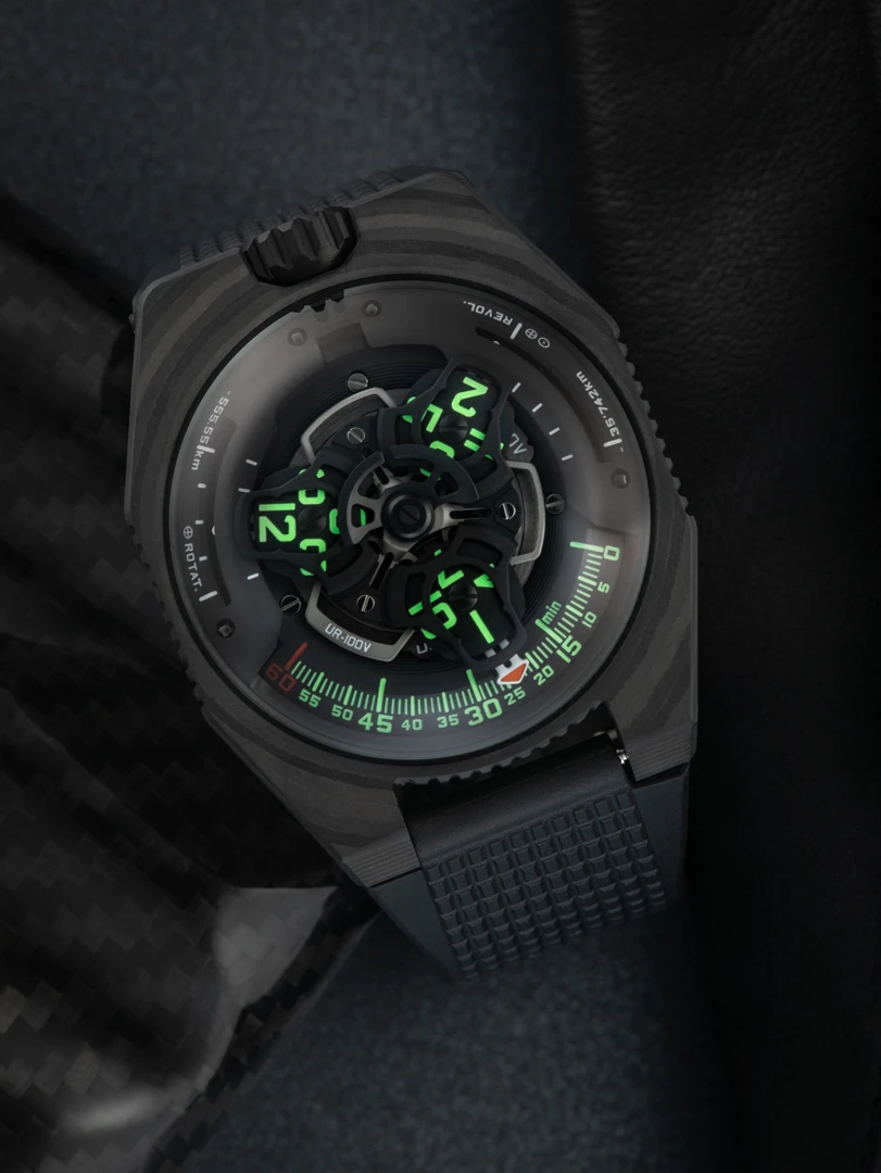 Urwerk Ur-100 v In Carbon