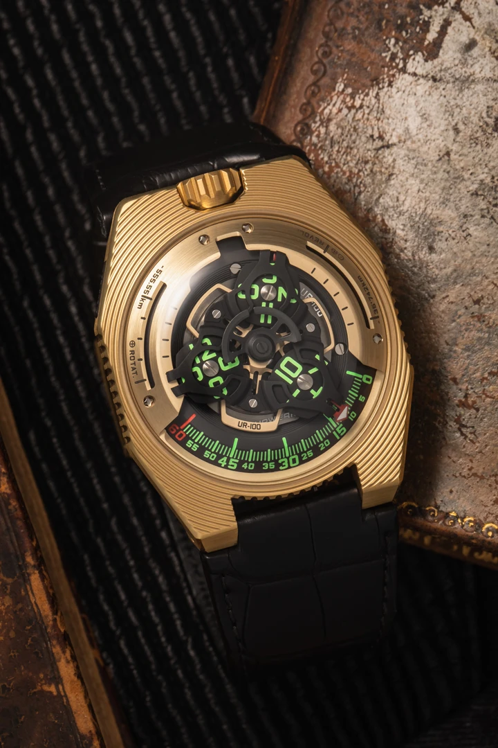 Urwerk UR-100 Electrum