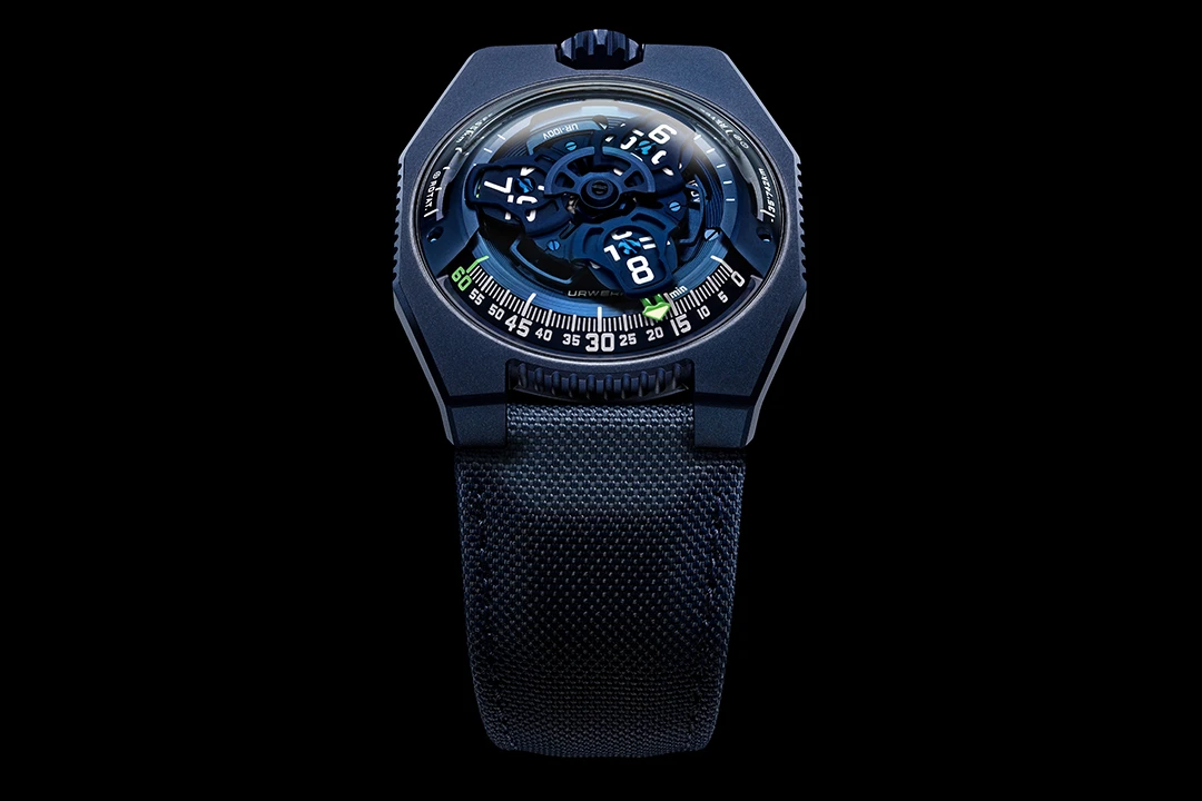 Urwerk UR-100V “Blue Planet”