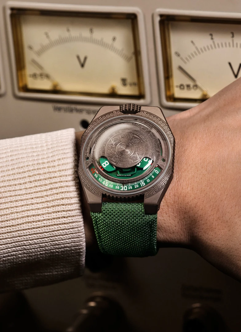 Urwerk Ur-100 v Time and Culture I