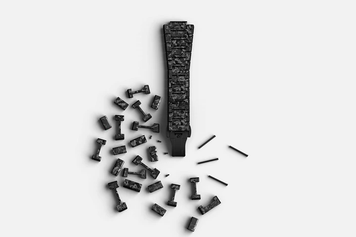 Zenith Defy Classic Carbon