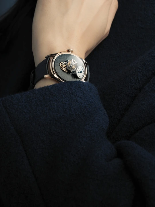 MB&F Legacy Machine FlyingT 18k red gold case with black guilloché dial (Night)