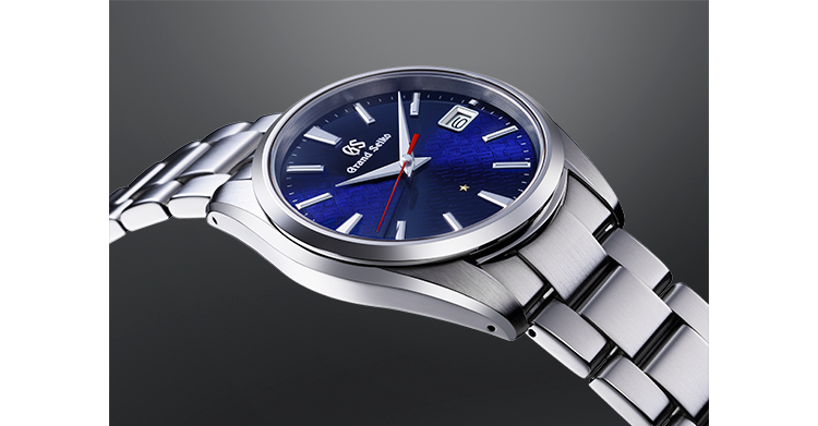 A new quartz movement that maintains its accuracy when the time zone is changed
