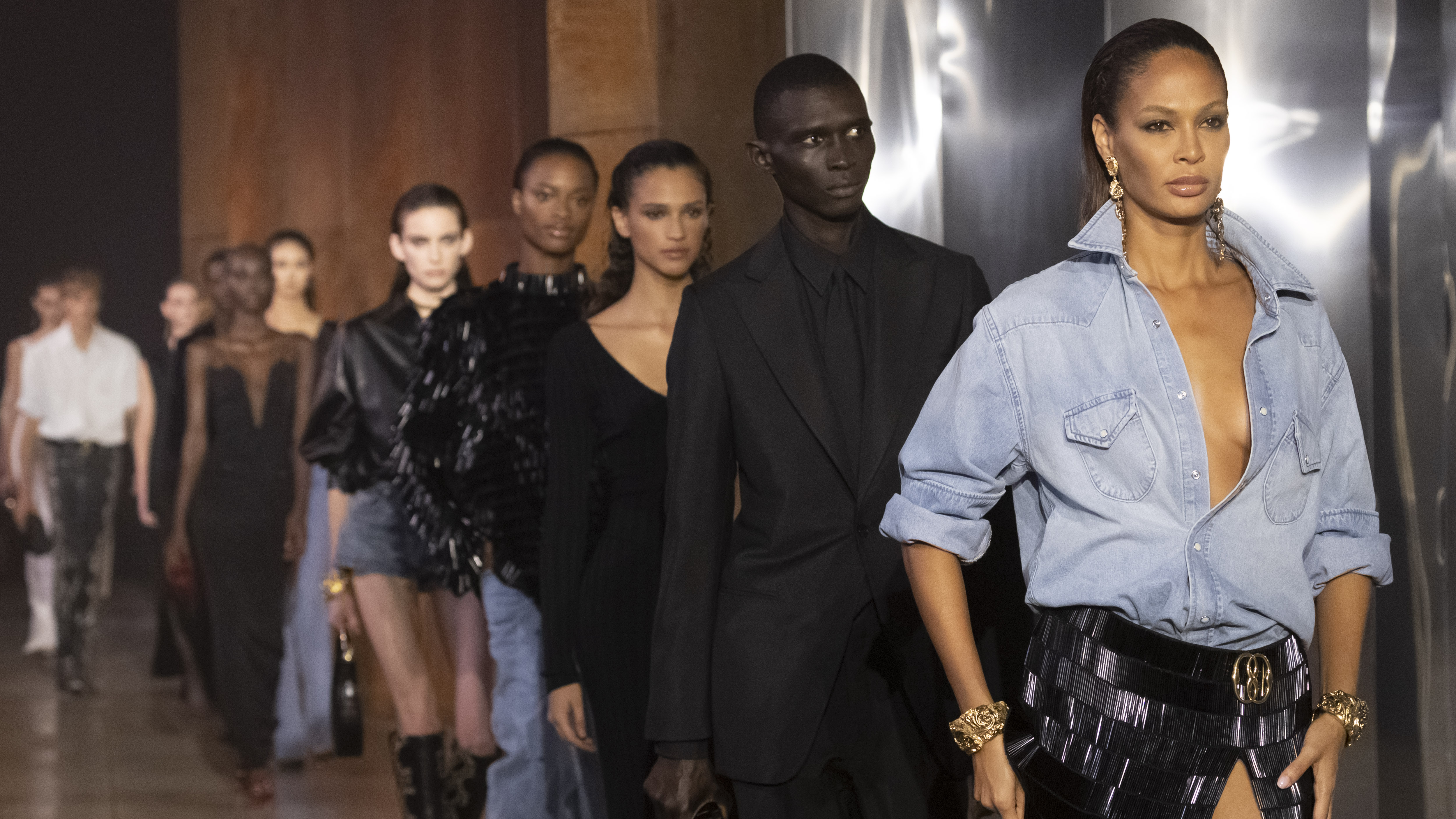 Women's fashion week SS23: what to expect
