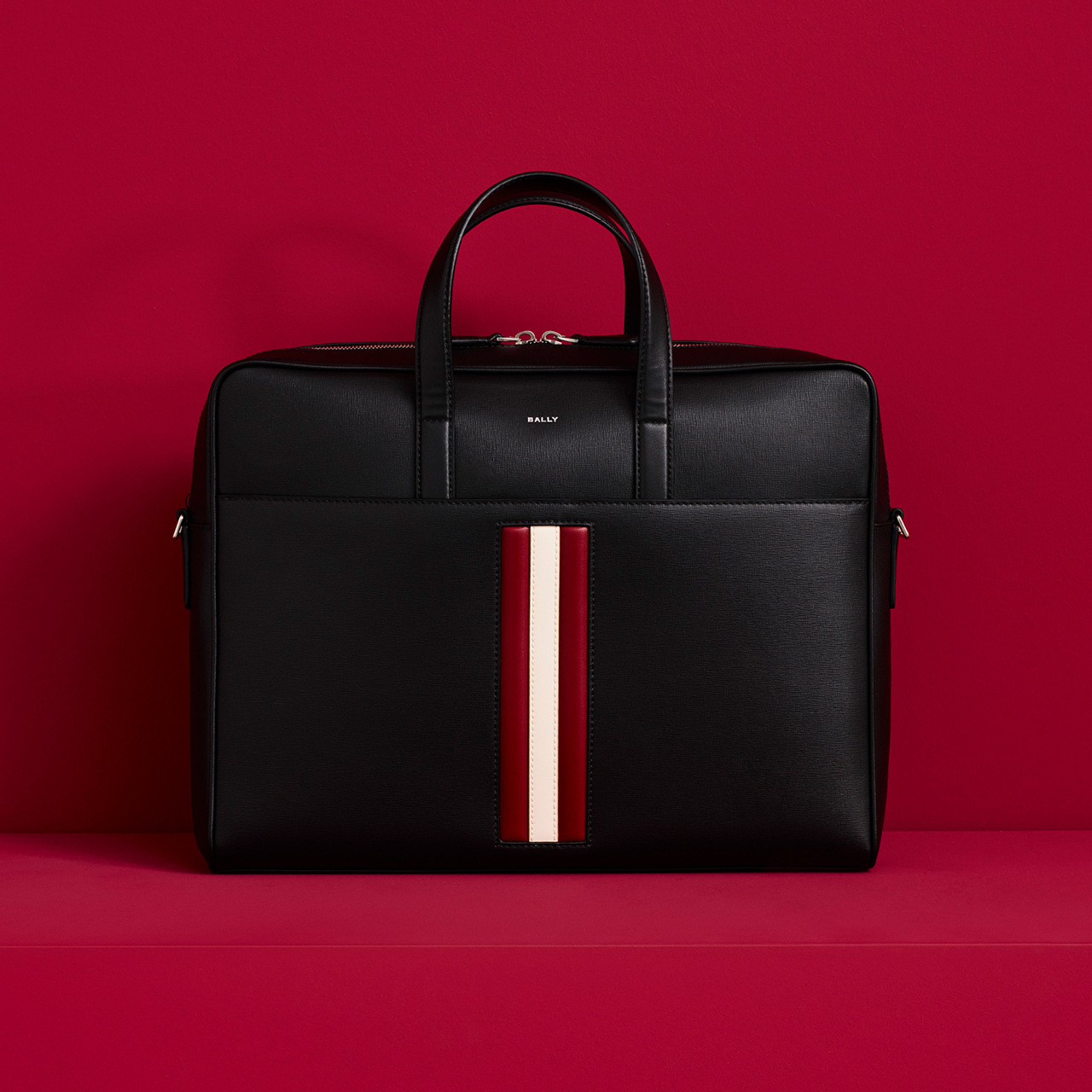 バリー公式オンラインストア：ラグジュアリーシューズ、バッグ、レディ