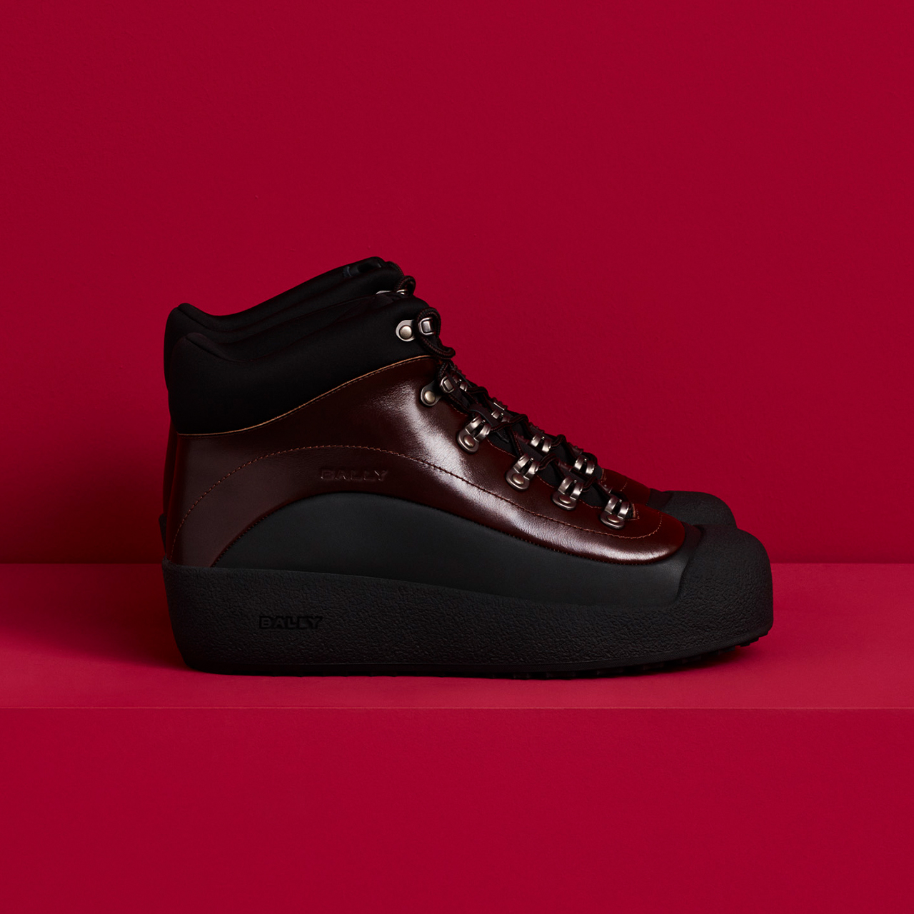 バリー公式オンラインストア：ラグジュアリーシューズ、バッグ、レディ