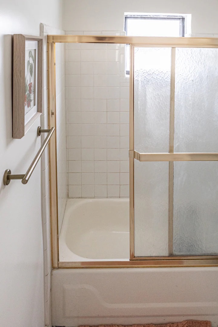 location image12