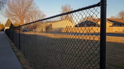 Black Chain Link Fence: Versatile & Secure Solutions