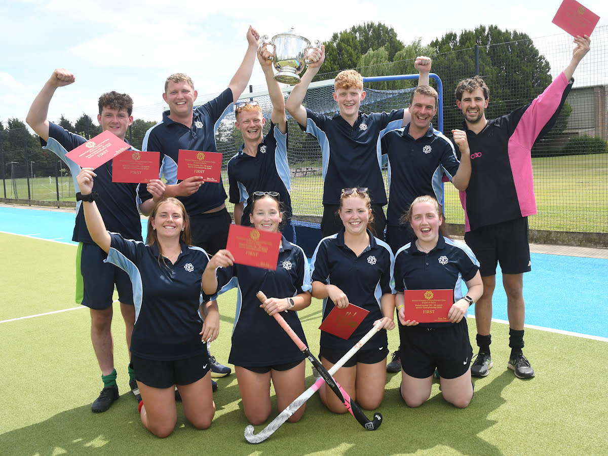 Devon hockey team makes history with first national YFC title 