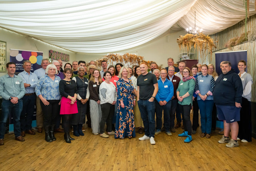 10 free mentoring spaces available for YFC members 