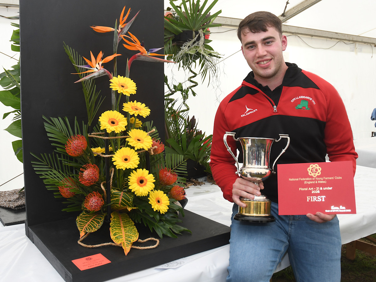 Floral Art - Rhys 2026