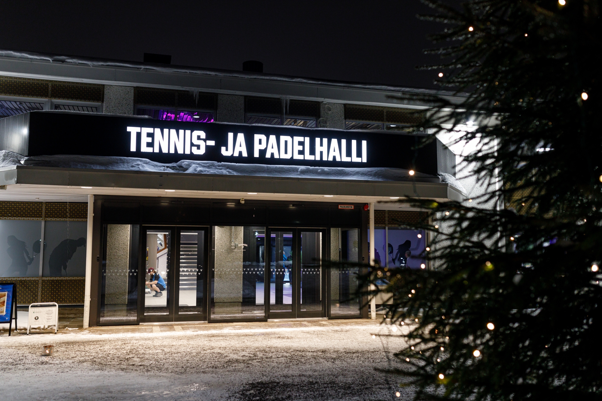 Tennis- ja padelhalli Vierumäellä