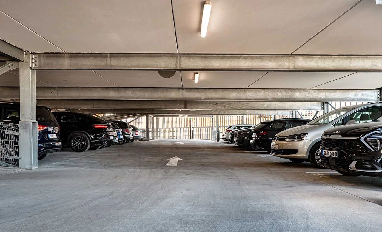 Parkhaus Zollhafen Mainz Parkfläche