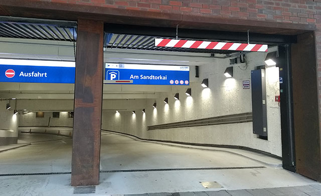 Tiefgarage Am Sandtorkai in Hamburg
