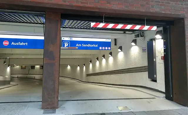 Tiefgarage Am Sandtorkai in Hamburg